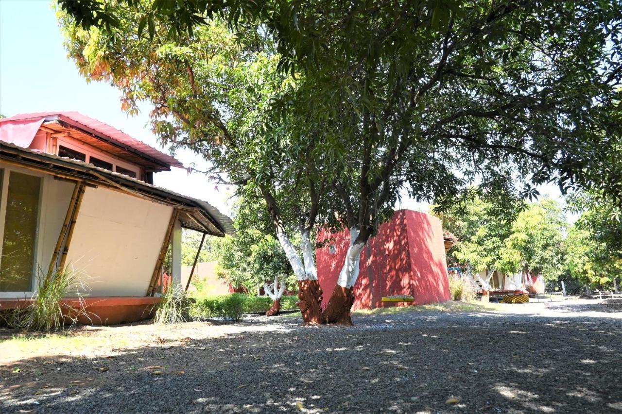 Amraness Luxury Resort Sasan Gir Luaran gambar